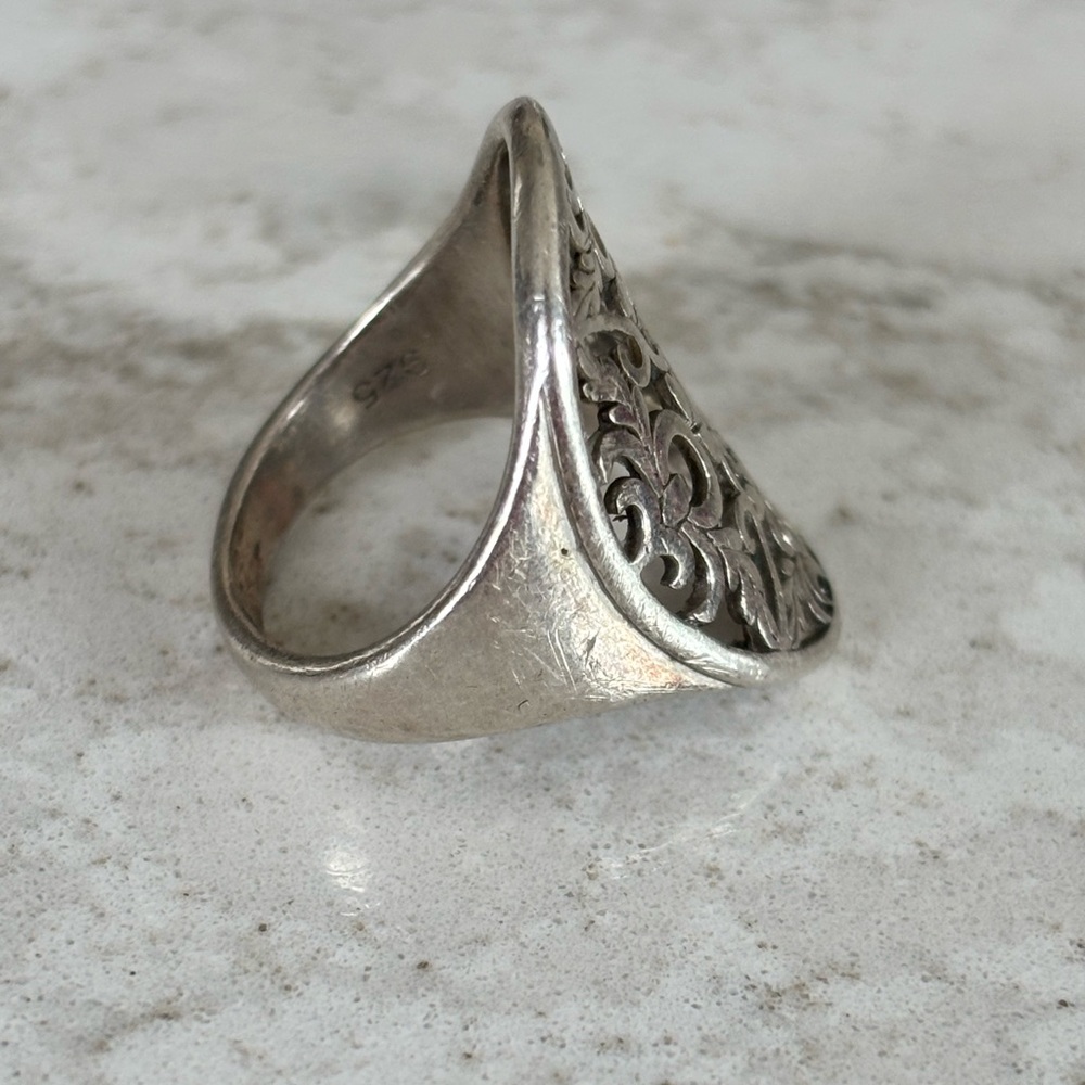 Sterling Silver Filigree Ring View 4